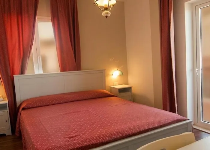 Eden Gigli Hotell 3*