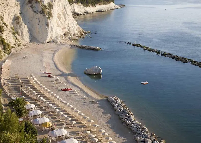 Eden Gigli 3* Numana