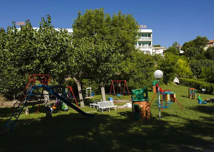 Eden Gigli Hotell 3*